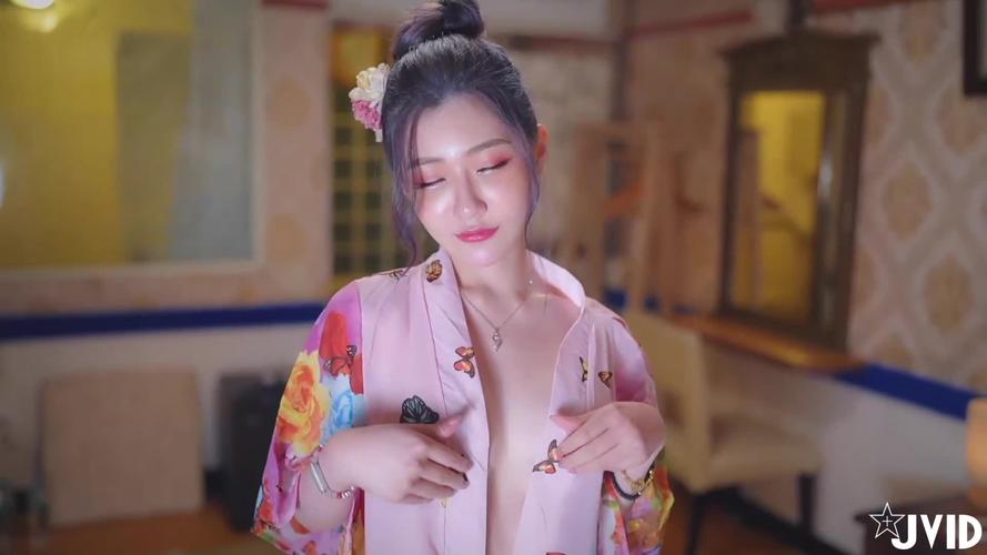 亚洲超清av尤物的相关介绍