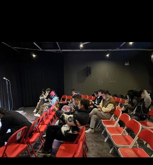 女女同影院的相关介绍