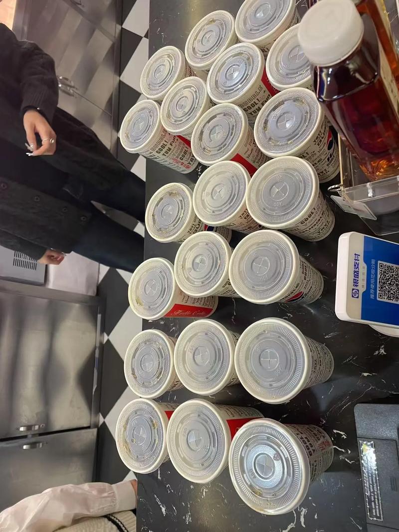 默默影院伦理在线的相关介绍