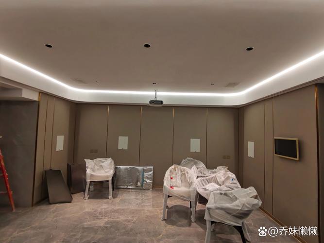我操了女老师的相关介绍