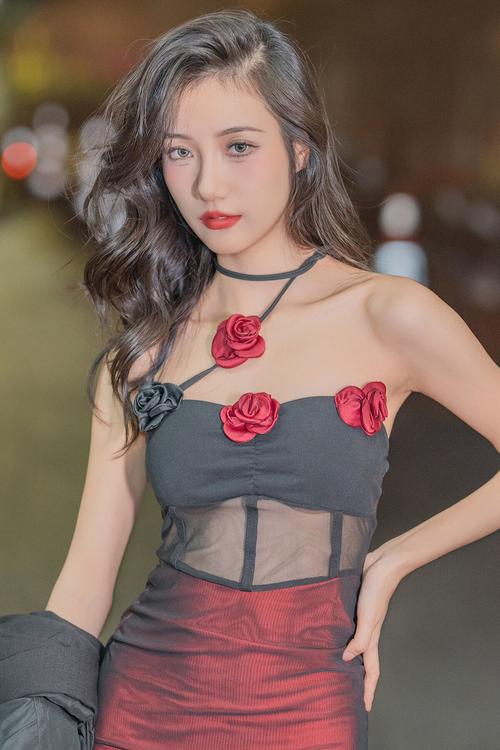 巨乳高潮的相关介绍