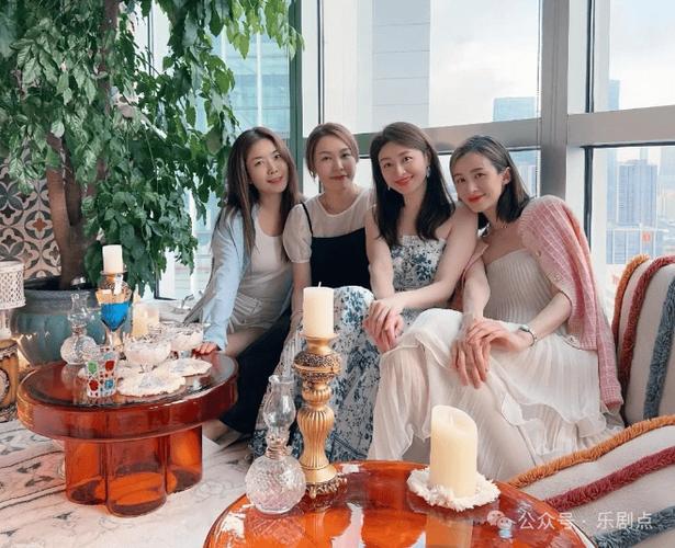 人妻少妇主动迎合嗯啊的相关介绍