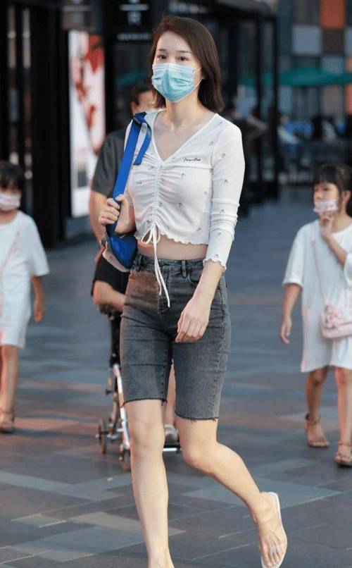 美女一级av在线免费观看的相关介绍