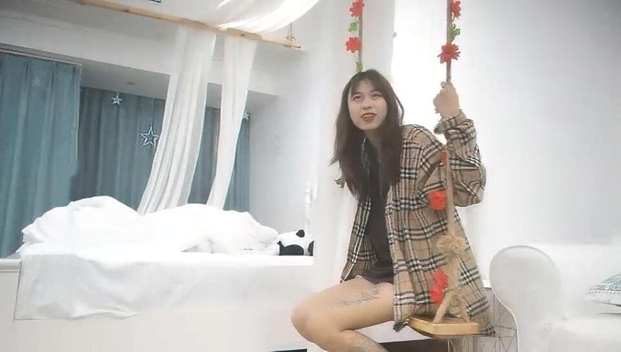 成人爱片久久的相关介绍