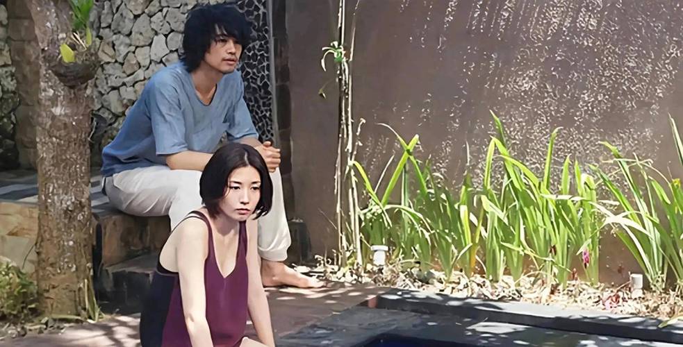 动漫美女黄区的相关介绍