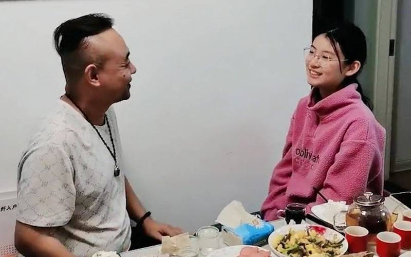 人妻综合啪啪的相关介绍