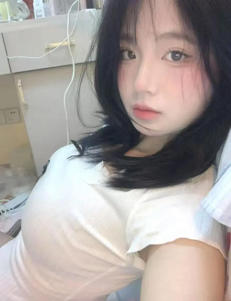 艳情短篇小说合集少妇邻居的相关介绍