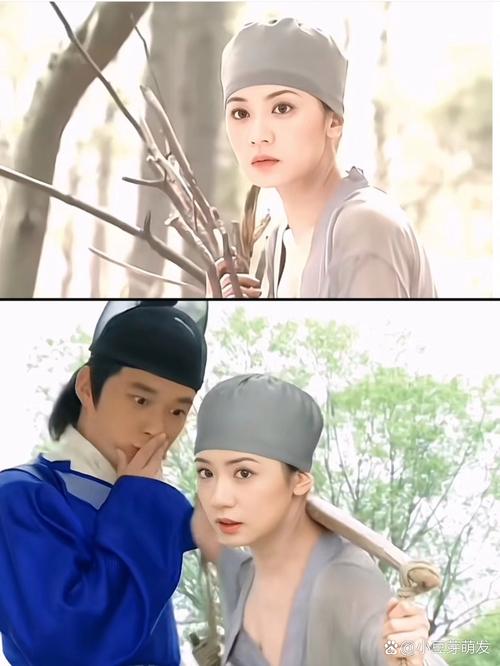 女人自己搞免费观看的相关介绍