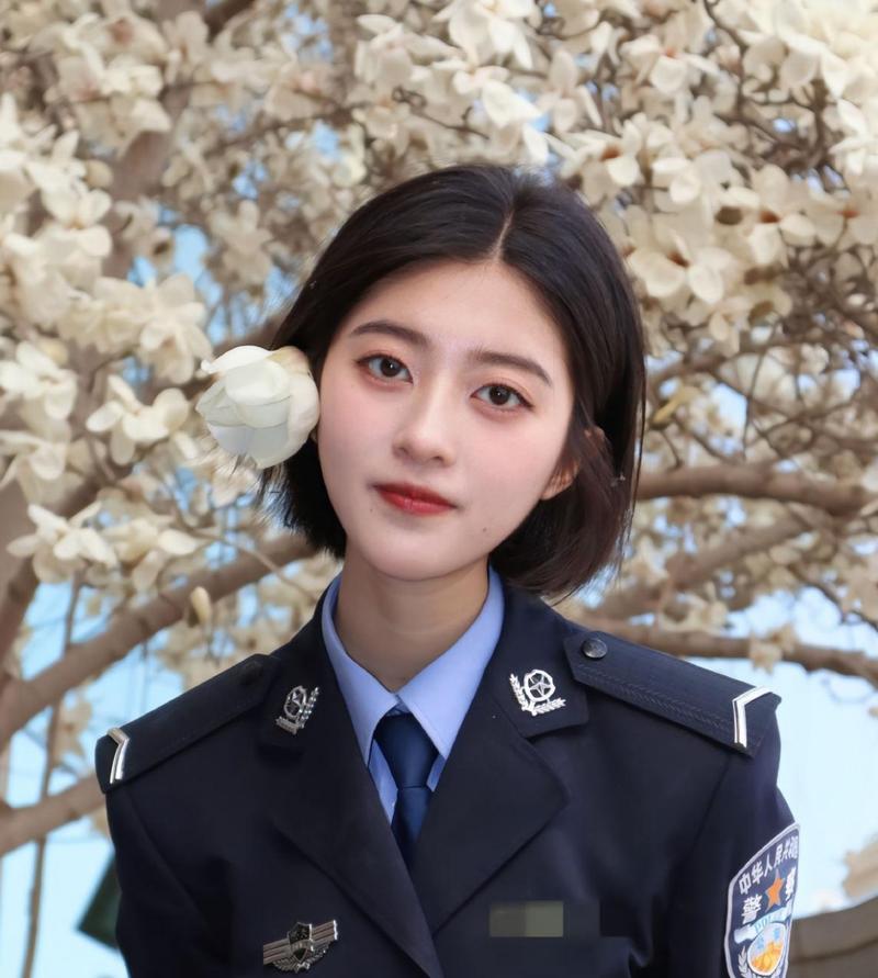 酒吧影院的相关介绍